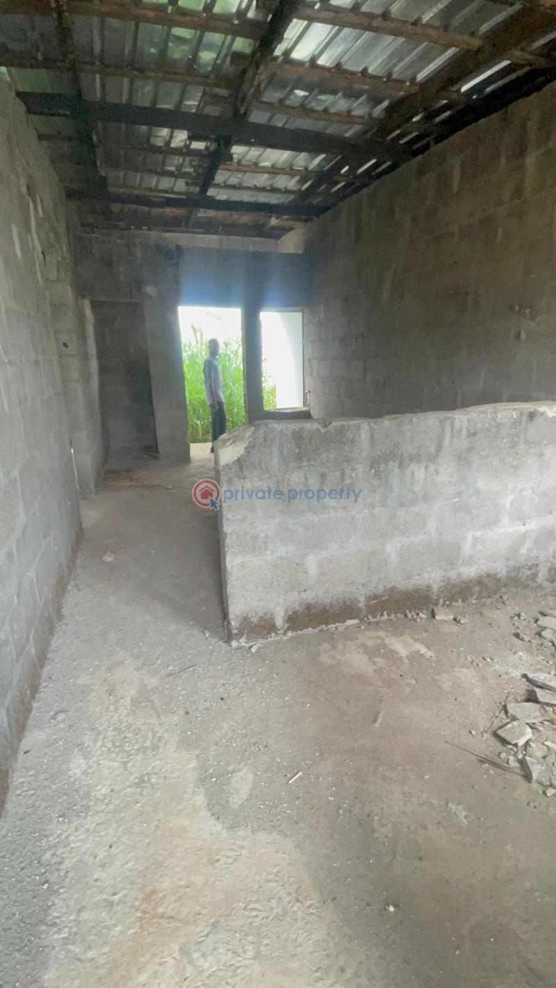 2 bedroom Semi detached Bungalow For Sale Along Ikola Road Alagbado Abule Egba Lagos - 3