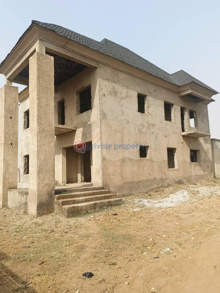 4 bedroom Detached Duplex For Sale Seman Estate Lugbe Abuja Phase 4 