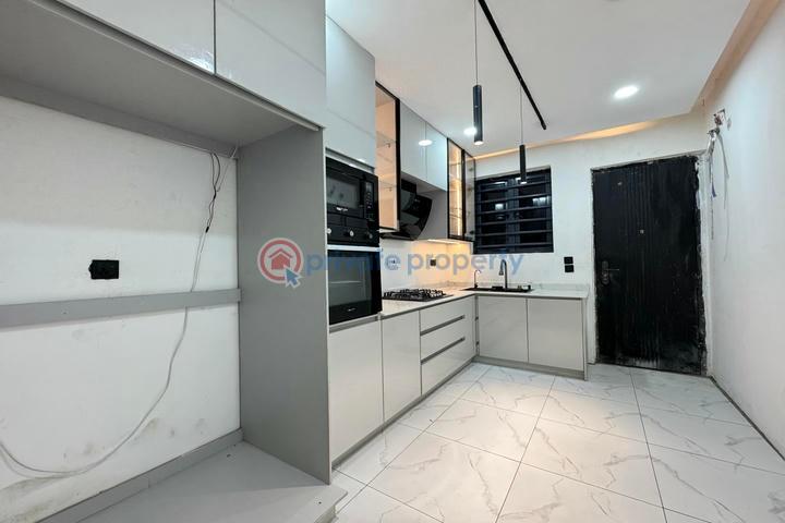 Charming 5 bedrooms detached duplex with sit-out area and bq - 5 4 bedroom Duplex For Sale Ajah Lagos - 5