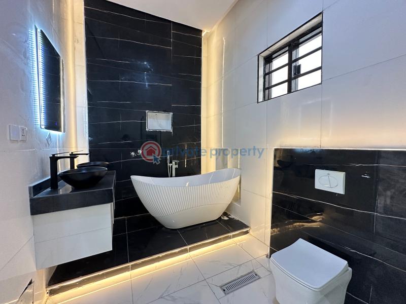 5 bedroom Detached Duplex For Sale Chevron Lekki Lagos - 15