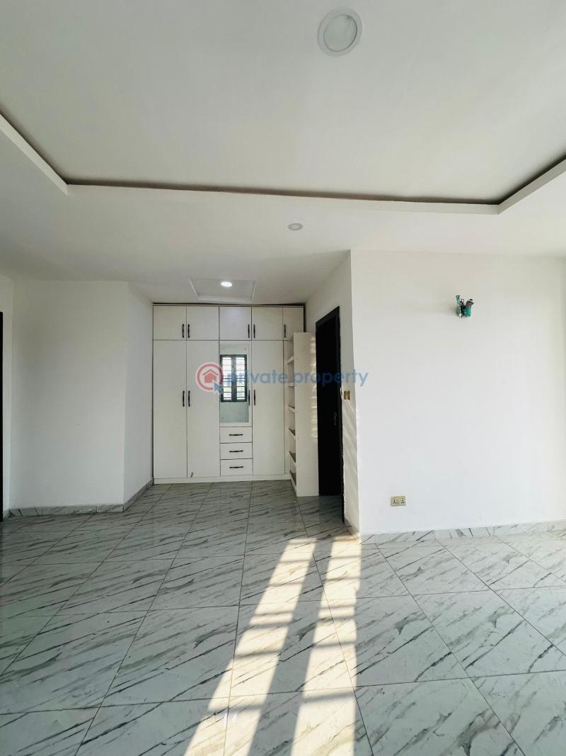 Charming fully serviced 4 bedroom terraced duplex with bq. - 5 4 bedroom Terraced Duplex For Sale Ikate Lekki Lagos - 5