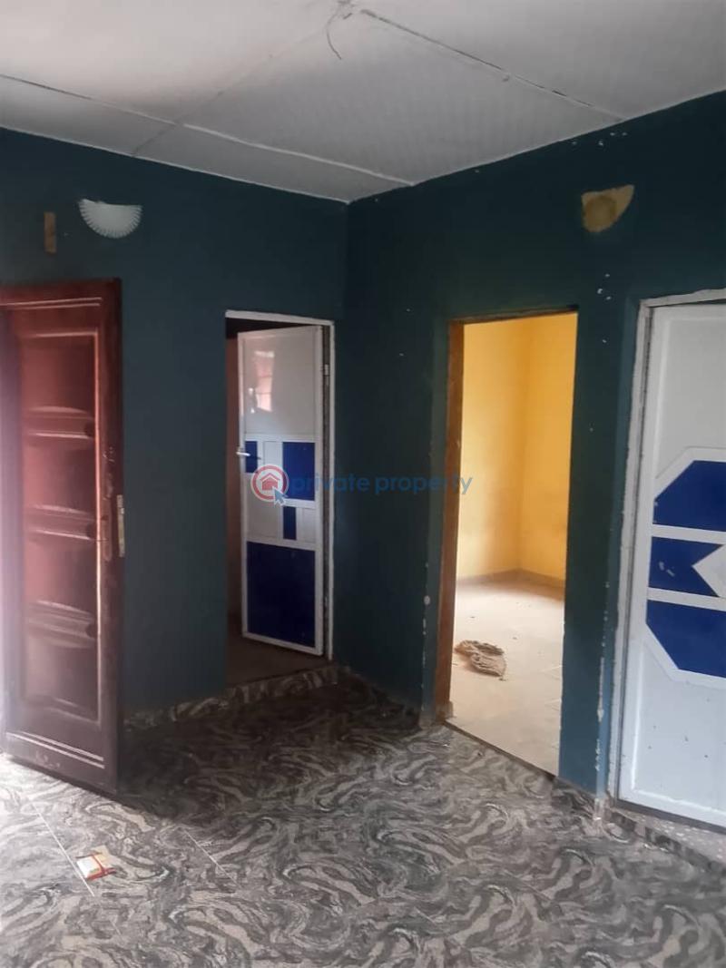 1 bedroom Mini Flat For Rent Adamo Ifakale Ikorodu Lagos - 4
