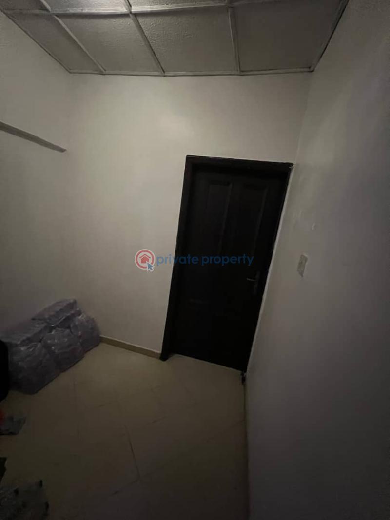 3 bedroom Block Of Flats For Sale Secured Estate Chevron Drive Lekki Lagos - 7