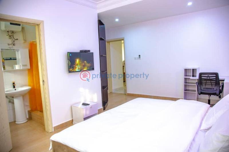 Chee lovely two bedroom - 2 2 bedroom Self Contain Short let Oduduwa Crescent Ikeja GRA Lagos - 2
