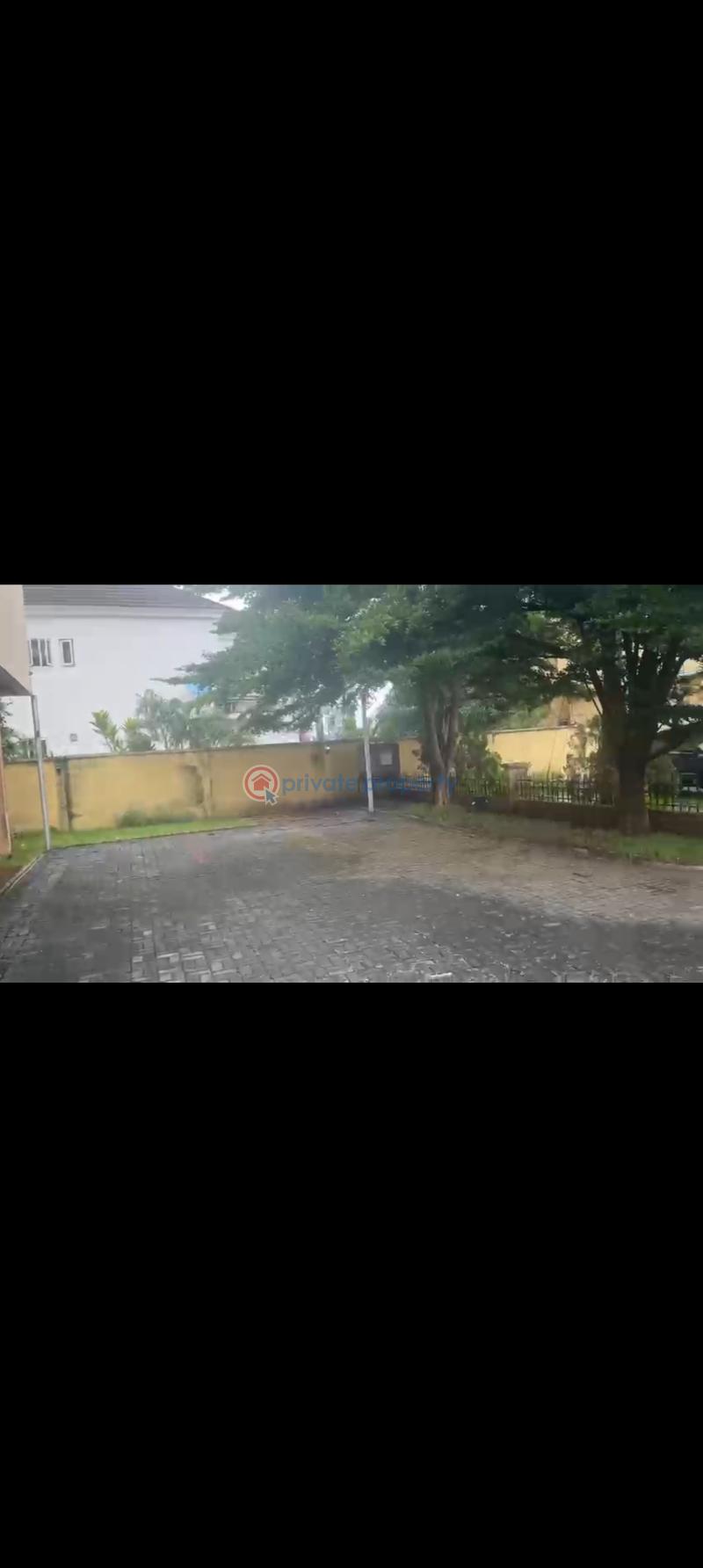 6 bedroom Detached Duplex For Sale Chevron Drive Lekki Lagos - 4