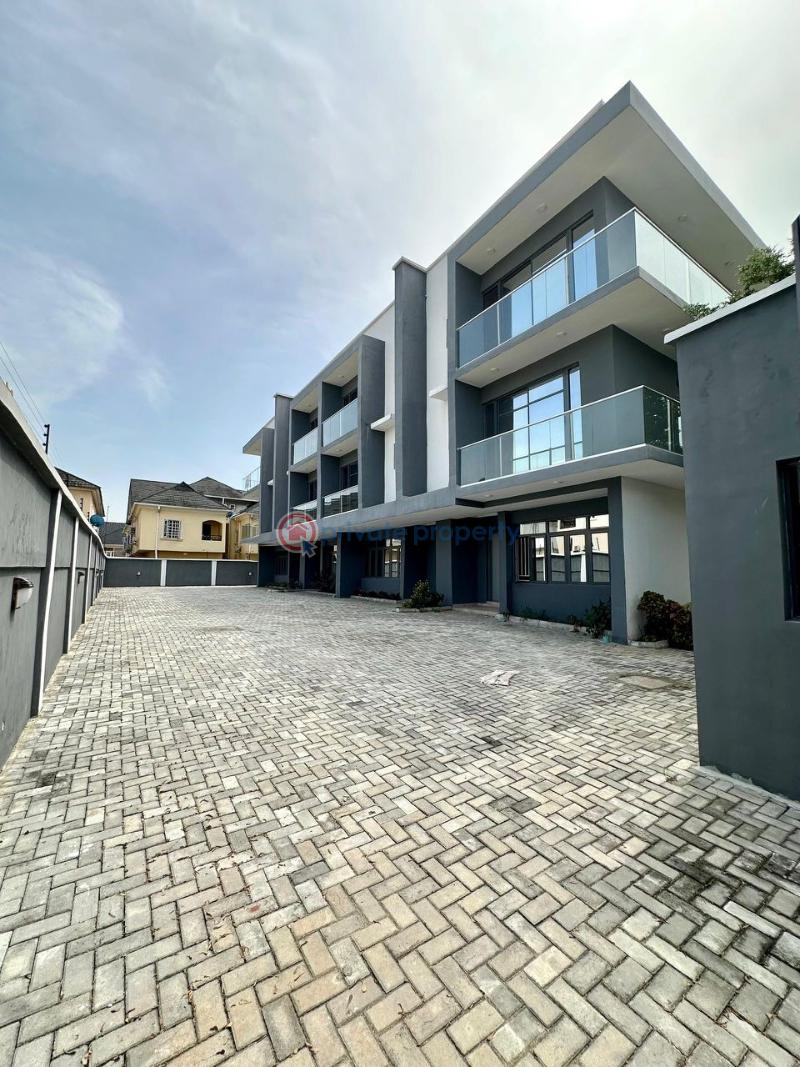 4 bedroom Terrace For Sale Chevron Lekki Lekki Lagos - 1
