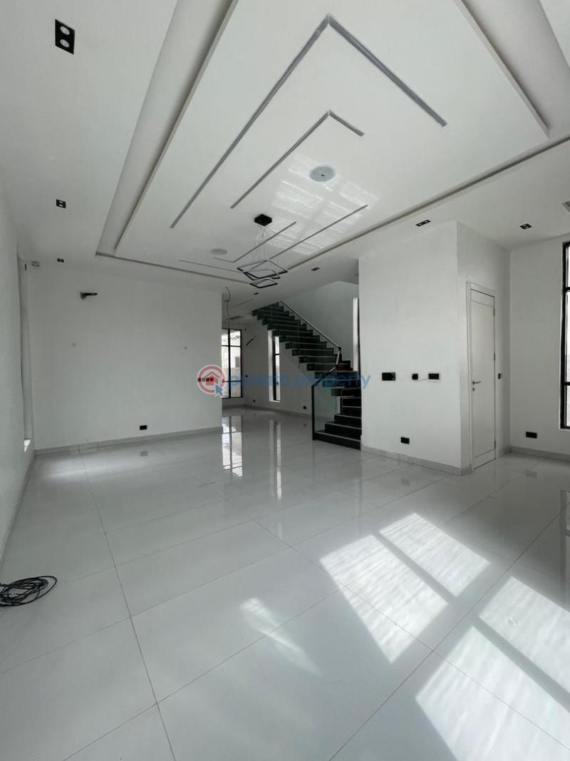 5 bedroom Detached Duplex For Sale Chevron Lekki Lekki Lagos - 3