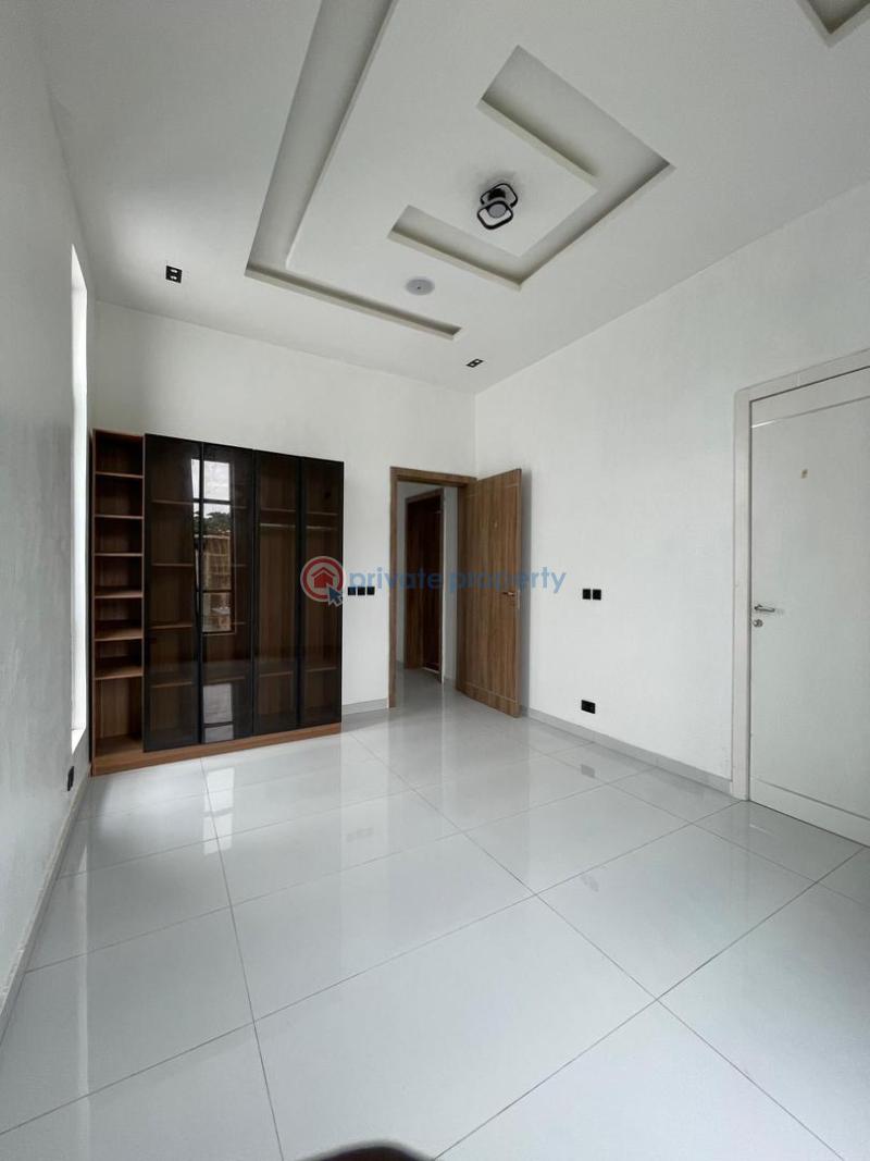 5 bedroom Detached Duplex For Sale Chevron Lekki Lekki Lagos - 13
