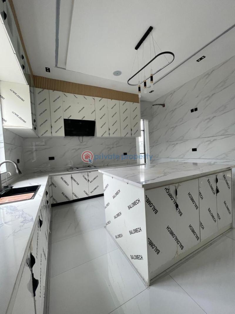 5 bedroom Detached Duplex For Sale Chevron Lekki Lekki Lagos - 8