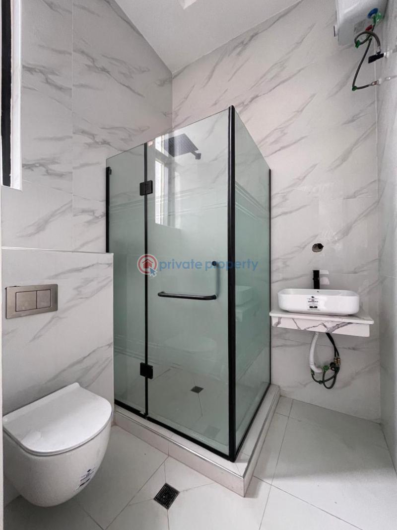 5 bedroom Detached Duplex For Sale Chevron Lekki Lekki Lagos - 11