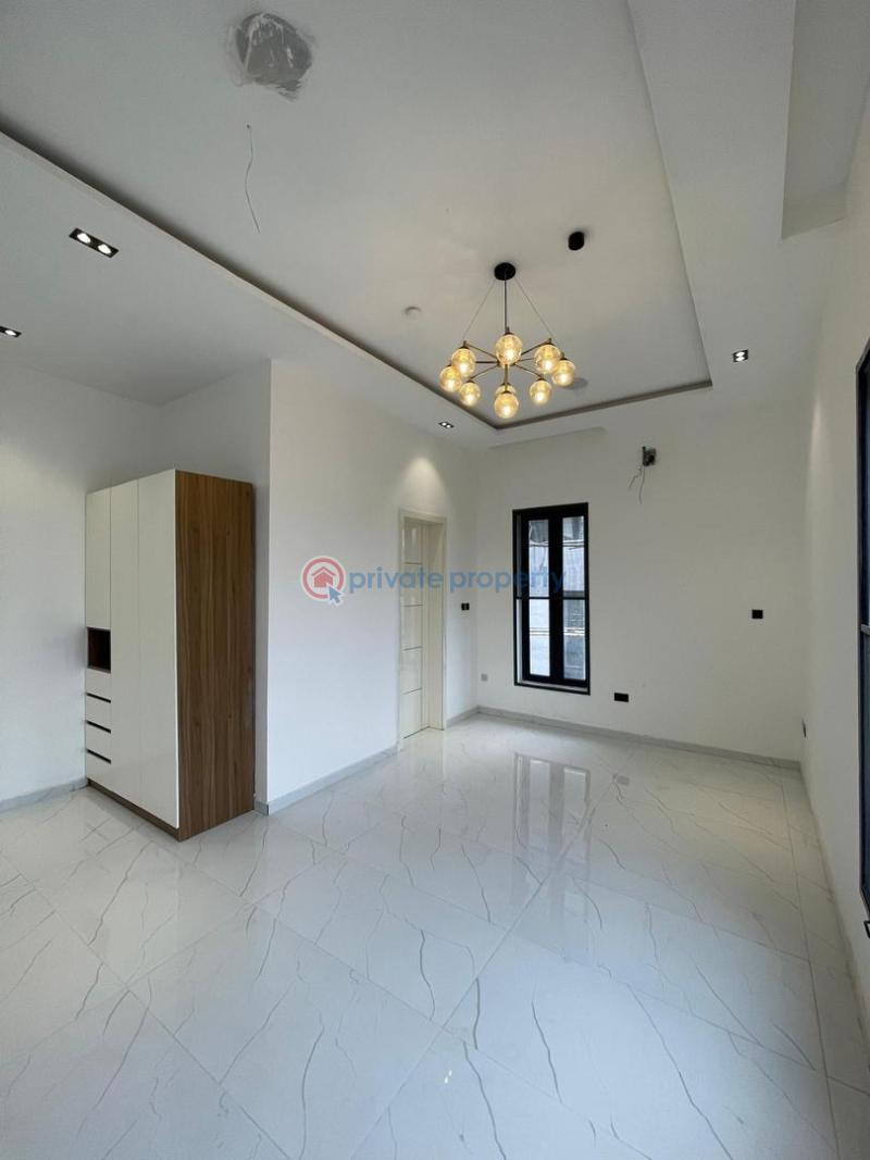 5 bedroom Detached Duplex For Sale Chevron Lekki Lekki Lagos - 13