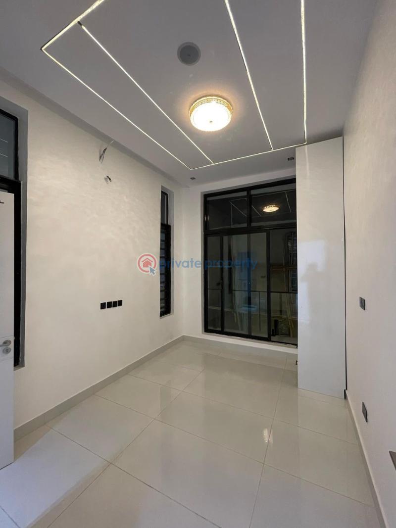 5 bedroom Detached Duplex For Sale Chevron Lekki Lagos - 17