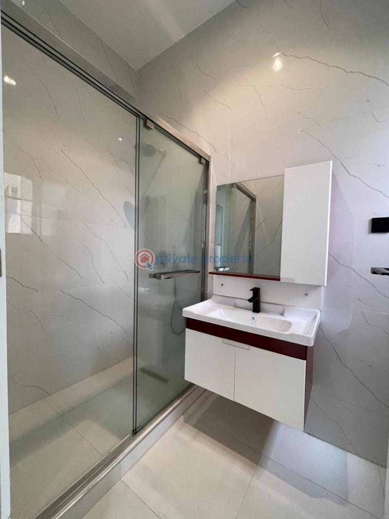 5 bedroom Detached Duplex For Sale Chevron Lekki Lekki Lagos - 9