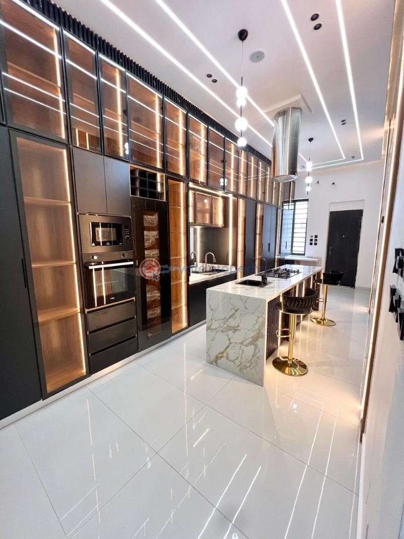 5 bedroom Detached Duplex For Sale Chevron Lekki Lekki Lagos - 2