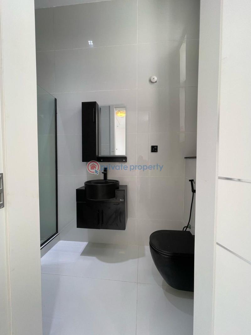 5 bedroom Detached Duplex For Sale Chevron Lekki Lagos - 24