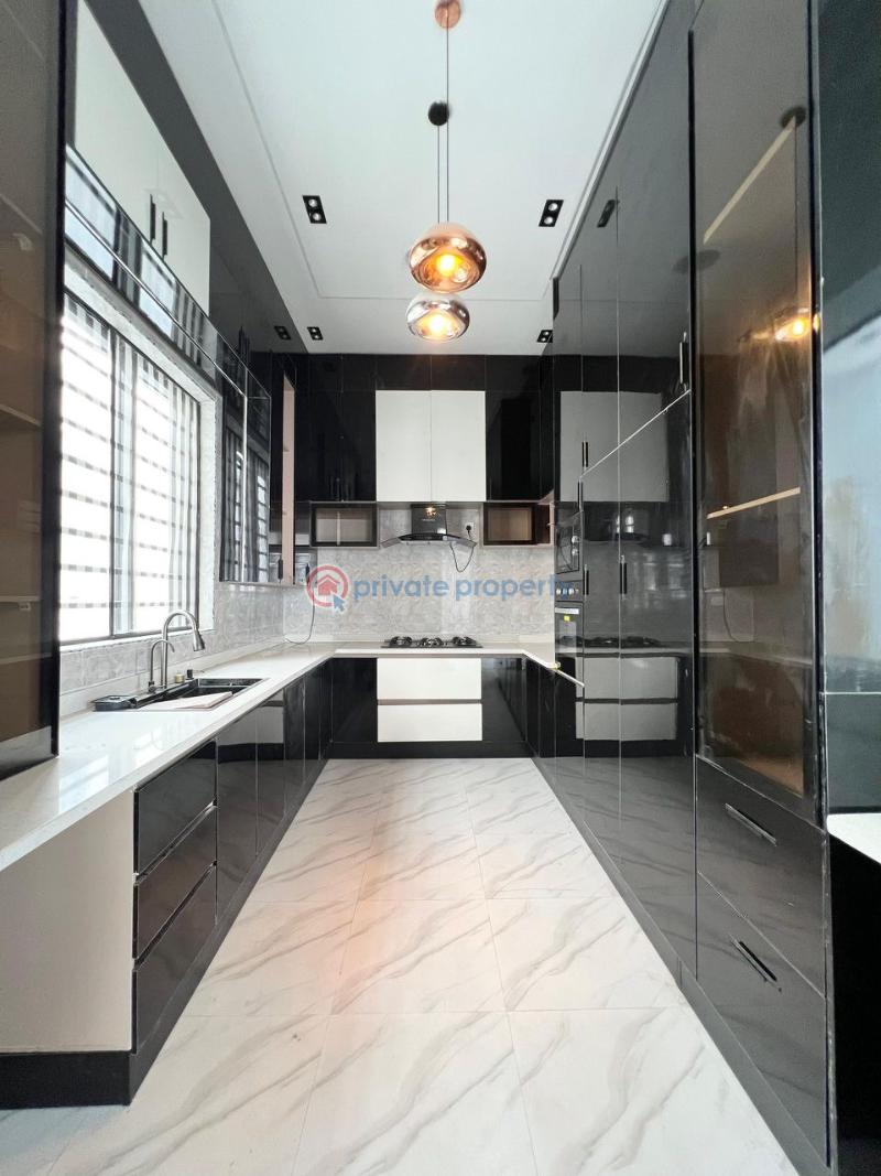 Chevron lekki luxurious duplex with swimming pool* - 7 5 bedroom Detached Duplex For Sale Chevron Lekki Lekki Lagos - 7