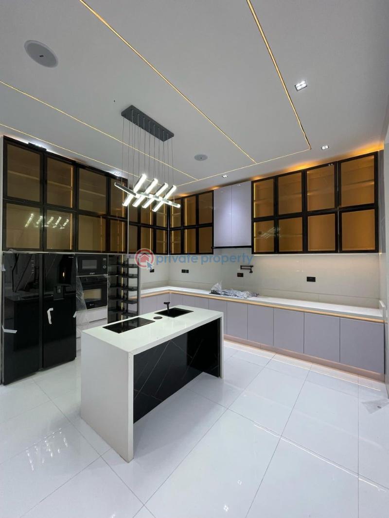 5 bedroom Detached Duplex For Sale Chevron Lekki Lagos - 12