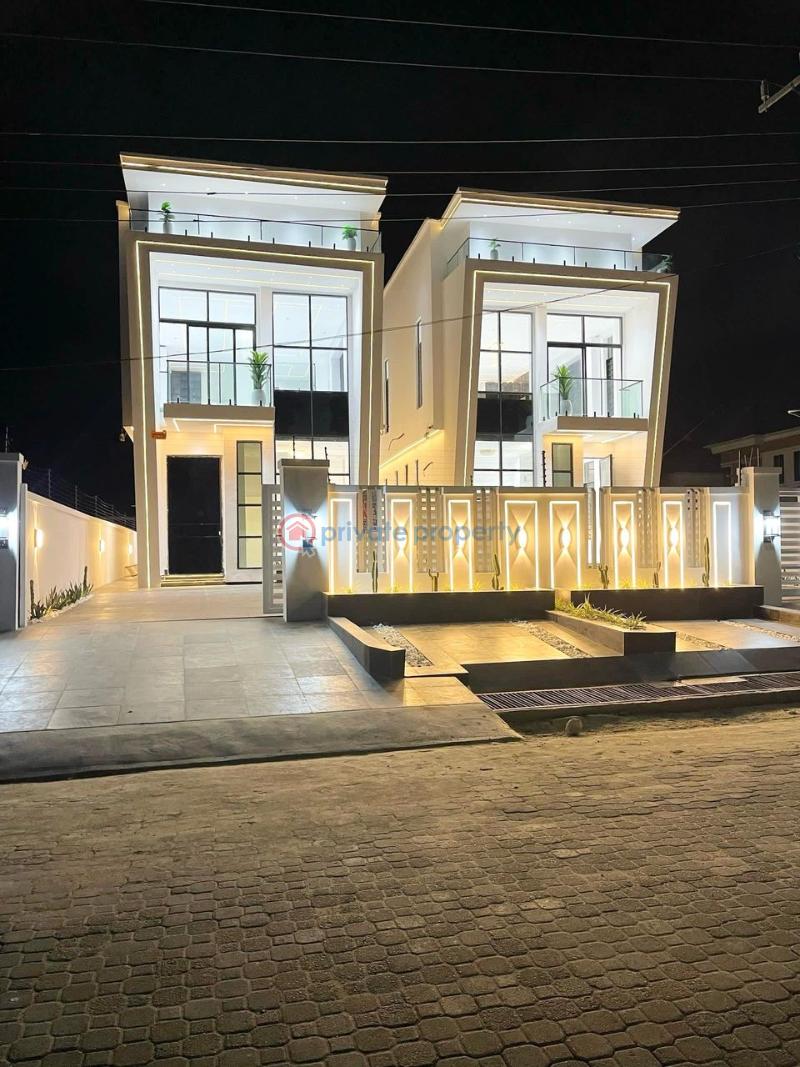 5 bedroom Detached Duplex For Sale Chevron Lekki Lagos - 0