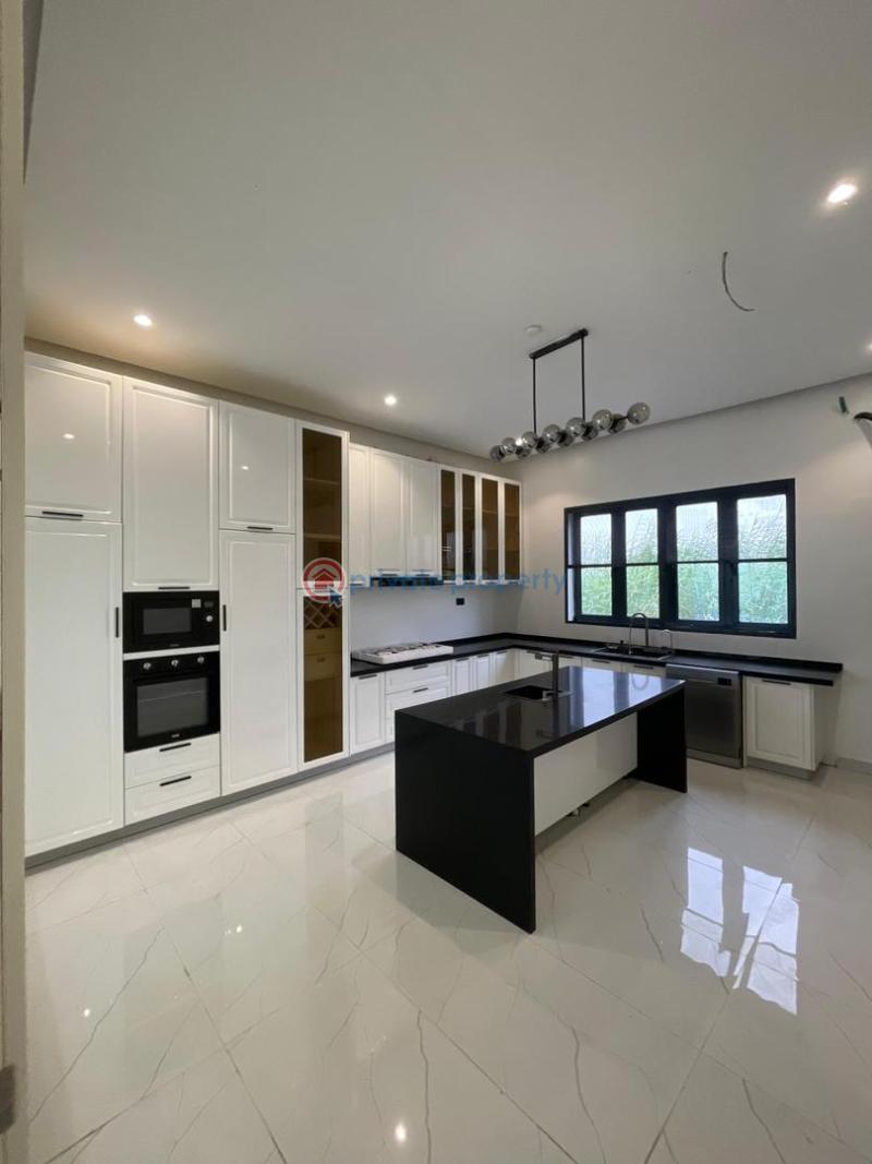 5 bedroom Detached Duplex For Sale Chevron Lekki Lekki Lagos - 10