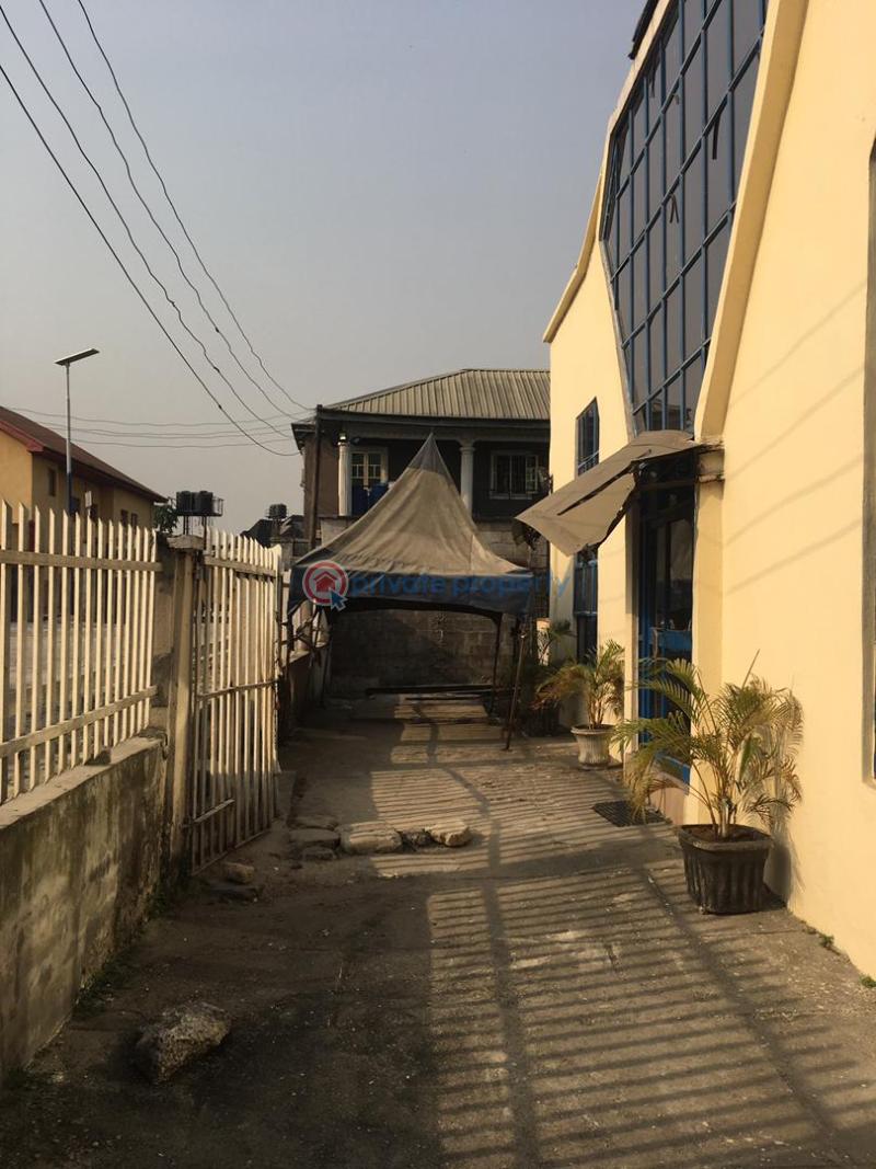 Warehouse For Sale Wal Close, Off Peter Odili Road, Port Harcourt Port Harcourt Rivers - 4