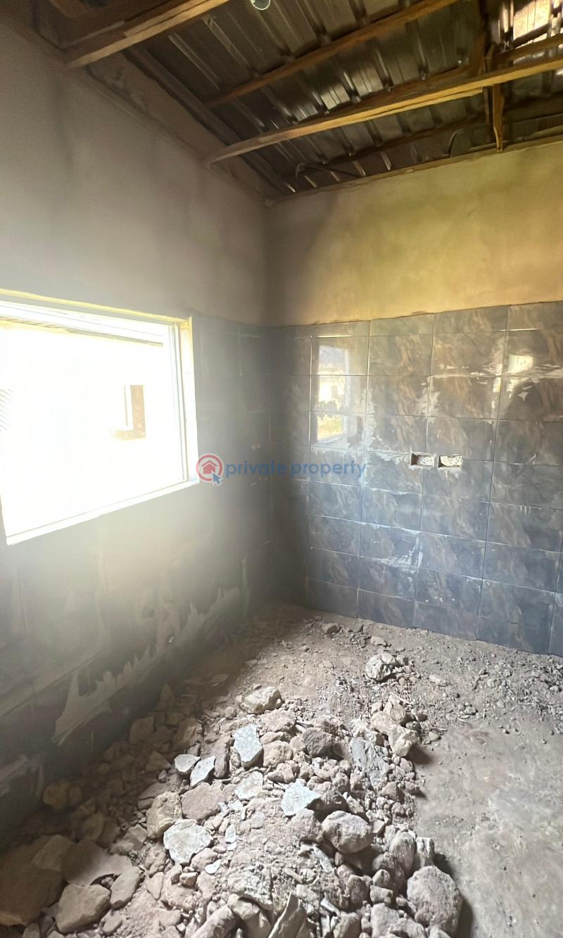 4 bedroom Bungalow For Sale 3 Minutes To Unth Enugu Enugu Suburb Enugu Area  - 8