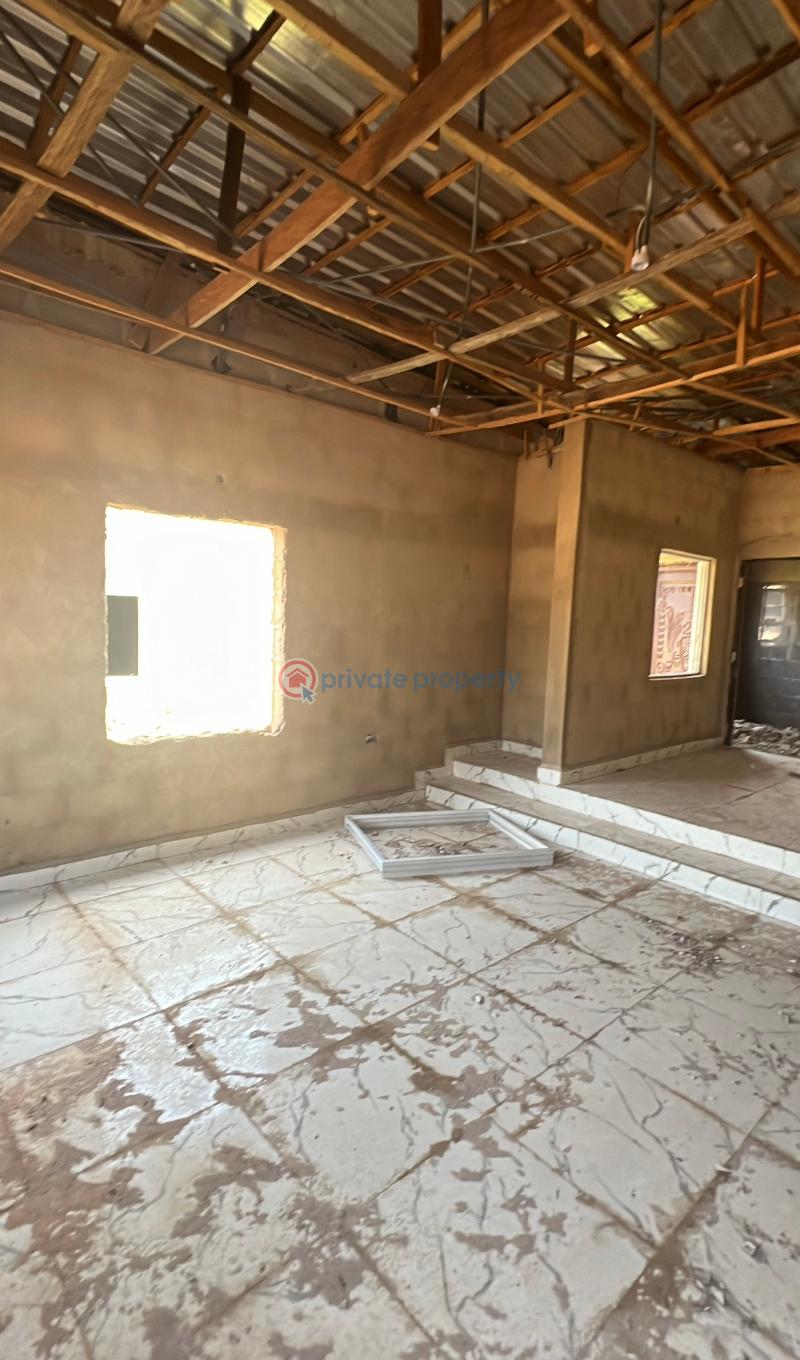4 bedroom Bungalow For Sale 3 Minutes To Unth Enugu Enugu Suburb Enugu Area  - 6