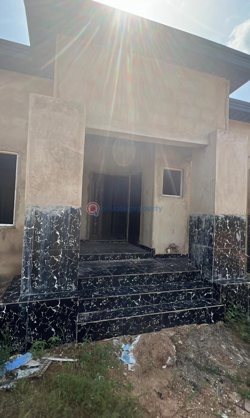 4 bedroom Bungalow For Sale 3 Minutes To Unth Enugu Enugu Suburb Enugu Area  - 3