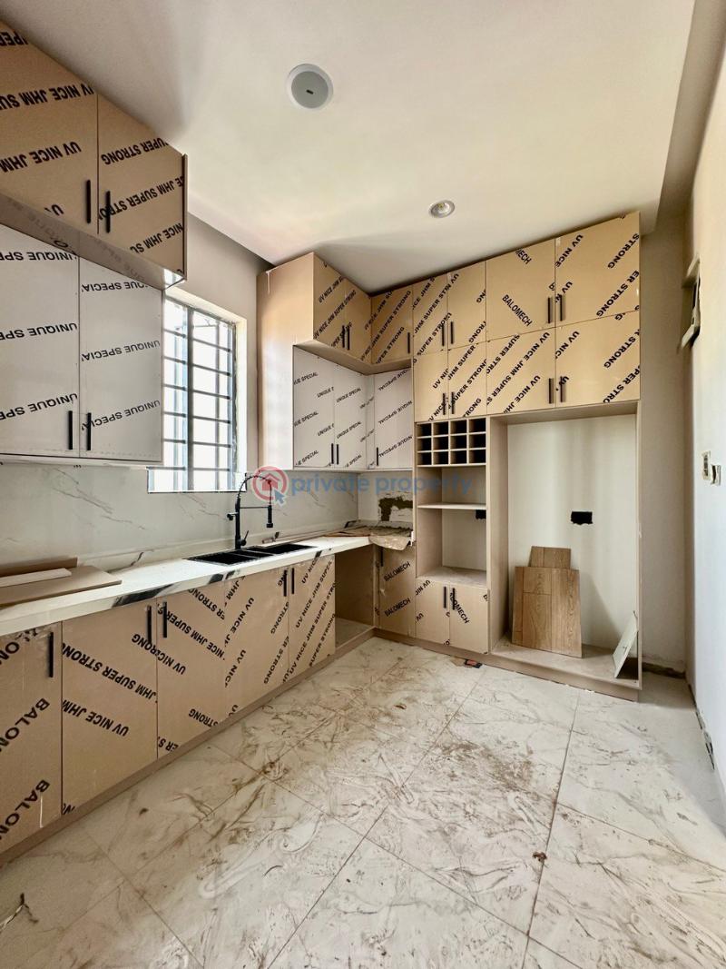 2 bedroom Block Of Flats For Sale Freedom Way Lekki Phase 1 Lagos - 6