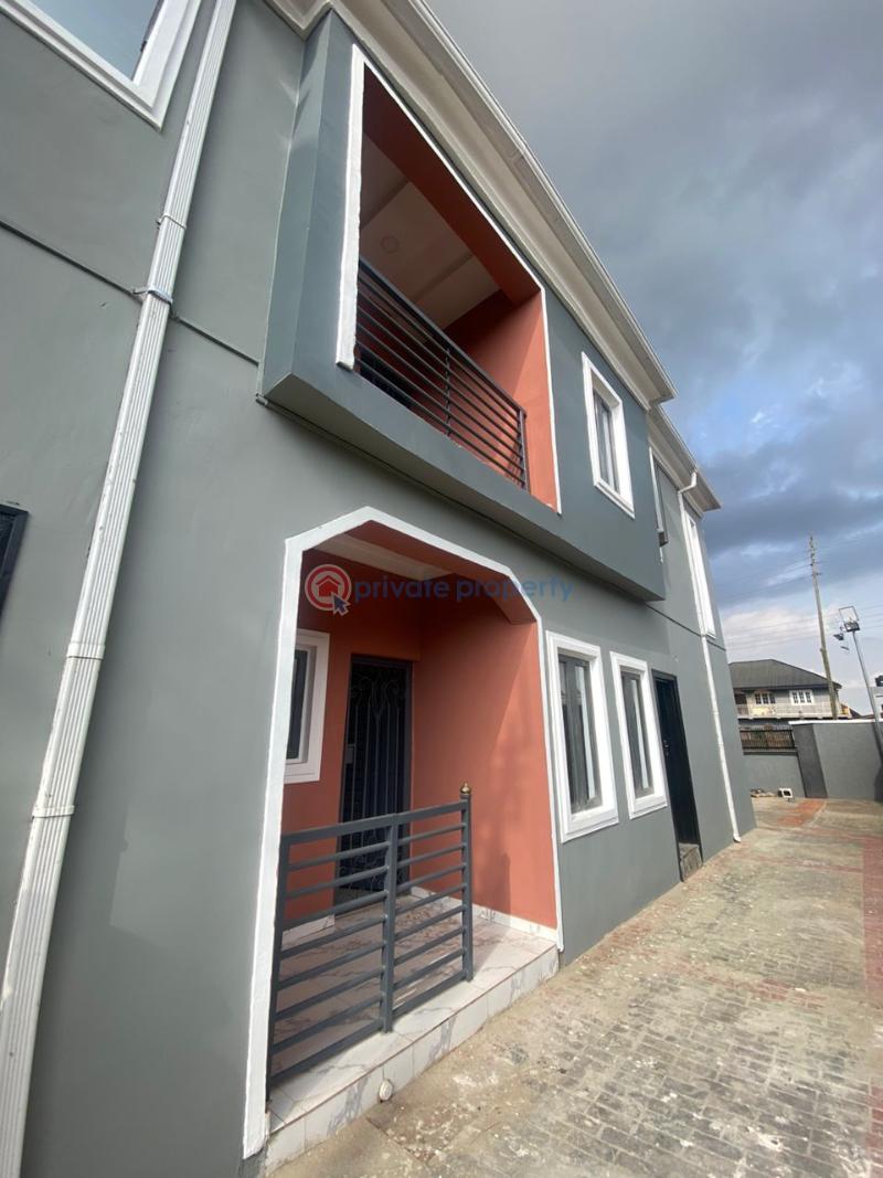 3 bedroom Terraced Bungalow For Rent Akilapa Estate Idishin Extension Idishin Ibadan Oyo - 4