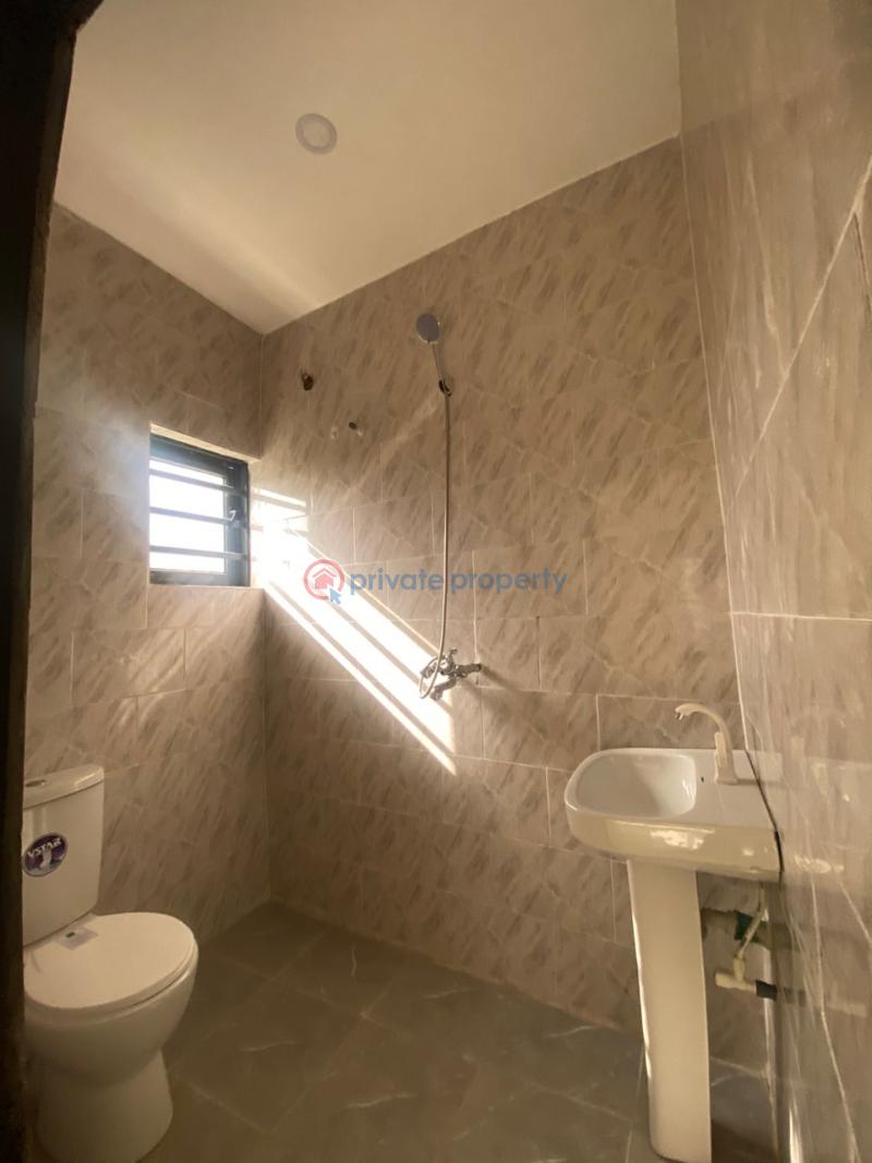 3 bedroom Terraced Bungalow For Rent Akilapa Estate Idishin Extension Idishin Ibadan Oyo - 8