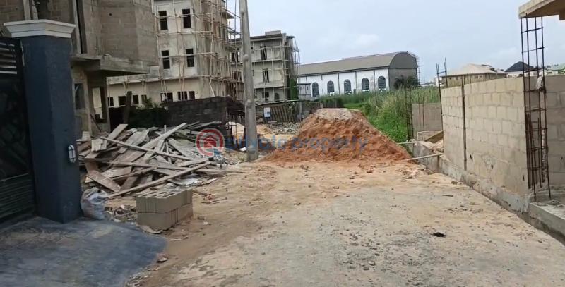 4 bedroom Terrace For Sale Lewis Fadipe, St Off Ado Road Thomas Estate Ajah Lagos - 9