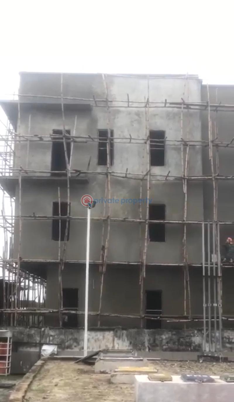 4 bedroom Terrace For Sale Lewis Fadipe, St Off Ado Road Thomas Estate Ajah Lagos - 10