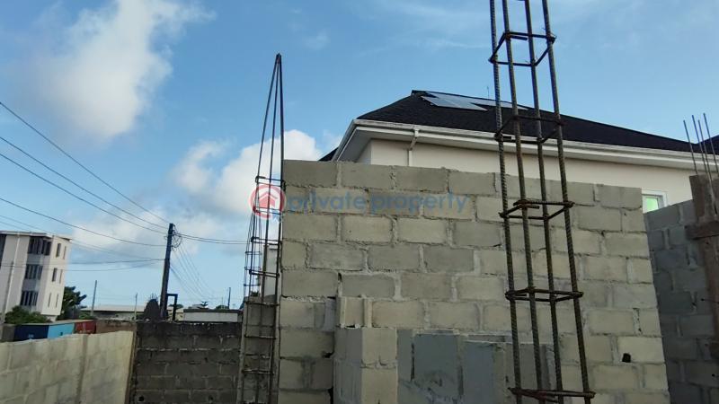 2 bedroom Block Of Flats For Sale Apple Matttel Apartments, Off Emerald Estate Mobil Road Ajah Lagos - 1