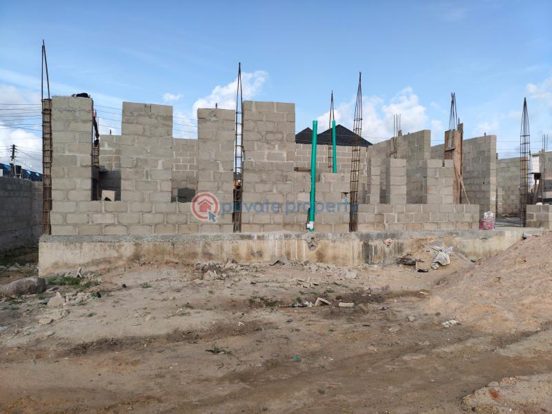 2 bedroom Block Of Flats For Sale Apple Matttel Apartments, Off Emerald Estate Mobil Road Ajah Lagos - 11