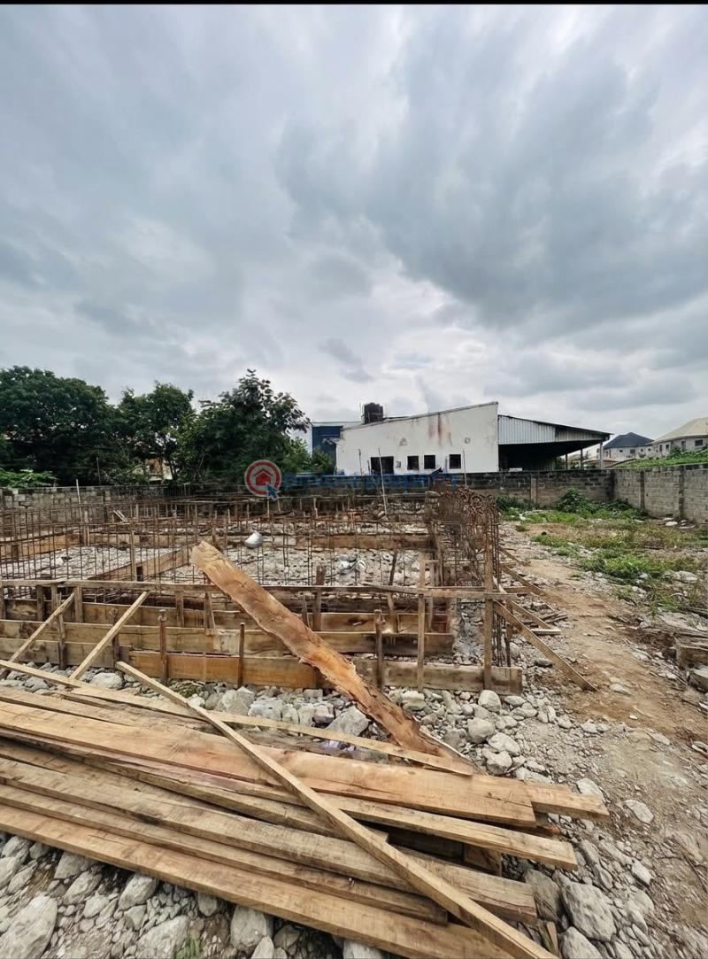 4 bedroom Terraced Duplex For Sale Thomas Estate Ajah Lagos - 3
