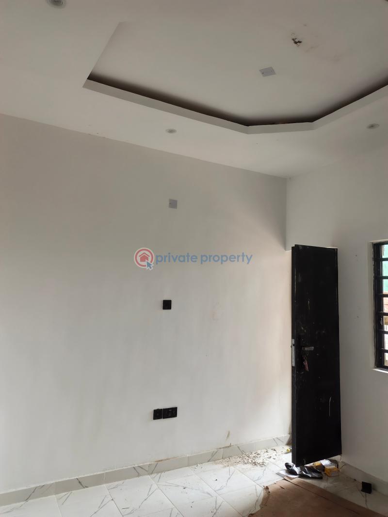 Studio Apartment For Sale Oluwakemi Street Ilupeju Lagos - 0