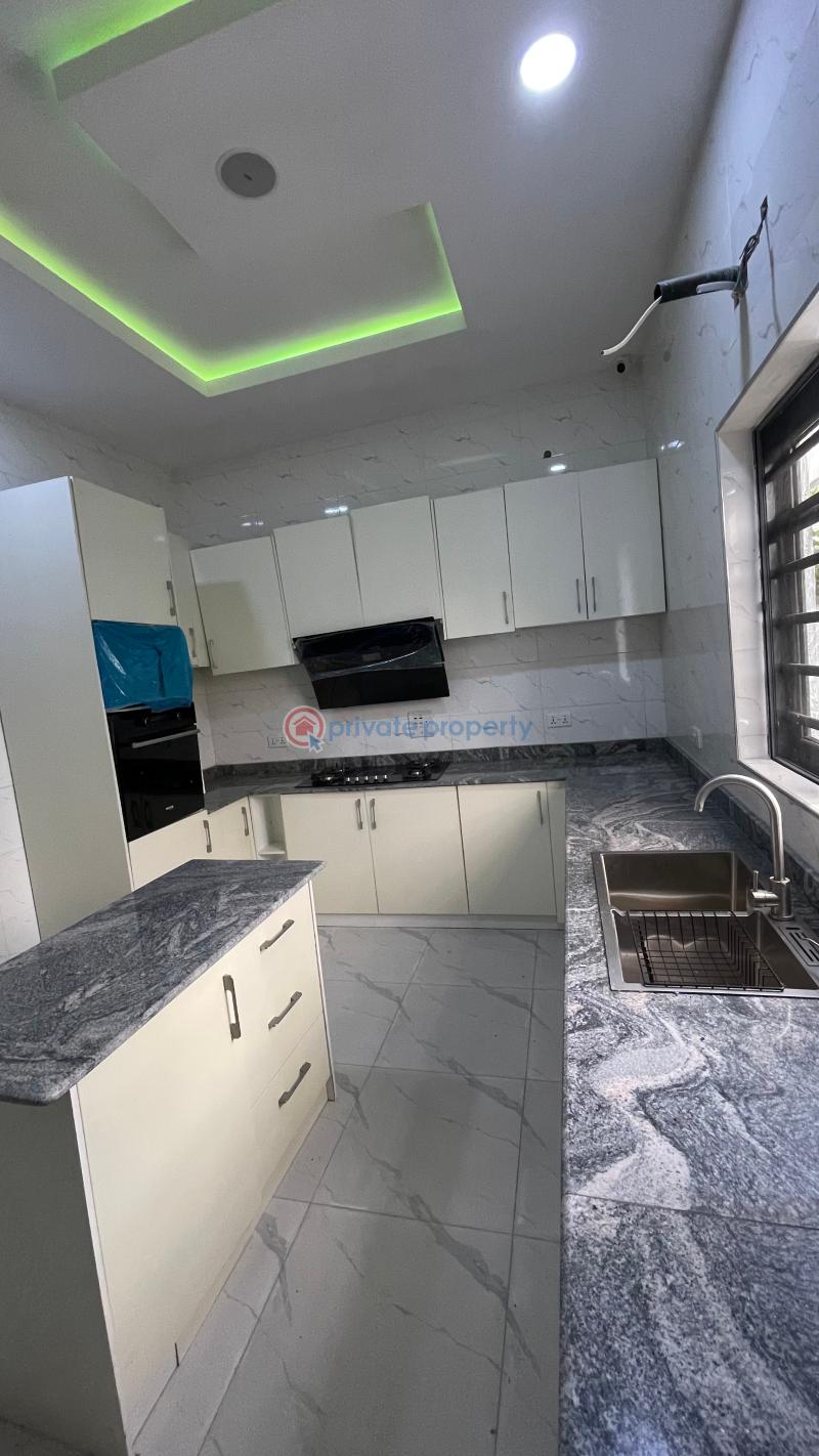 4 bedroom Terraced Duplex For Sale Scheme 2 Lekki Lagos - 4