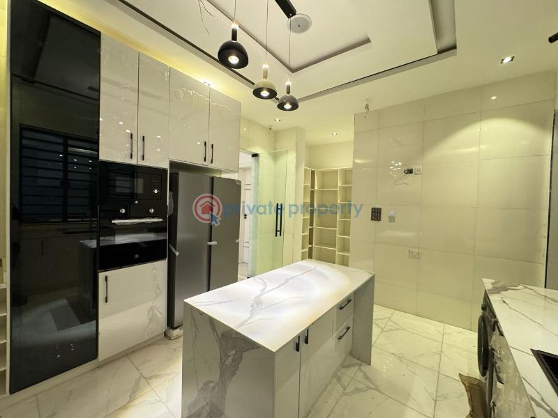 5 bedroom Detached Duplex For Sale Chevron Lekki Lagos - 7