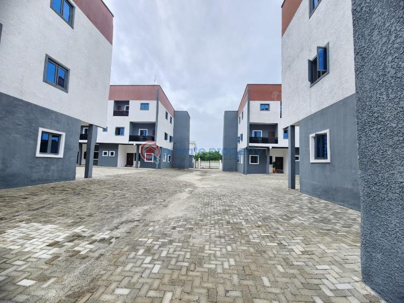 House For Sale Sangotedo Ajah Lagos - 0