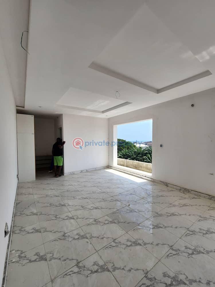 2 bedroom Block Of Flats For Sale Ikate Lekki Lagos - 3