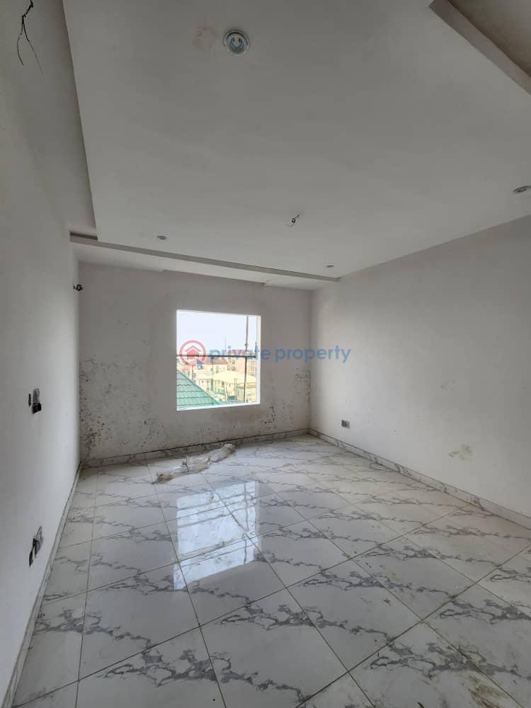 2 bedroom Block Of Flats For Sale Ikate Lekki Lagos - 4