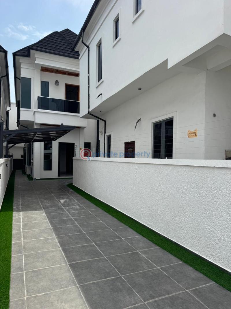 4 bedroom Detached Duplex For Sale Orchid Road Lekki Lagos - 1