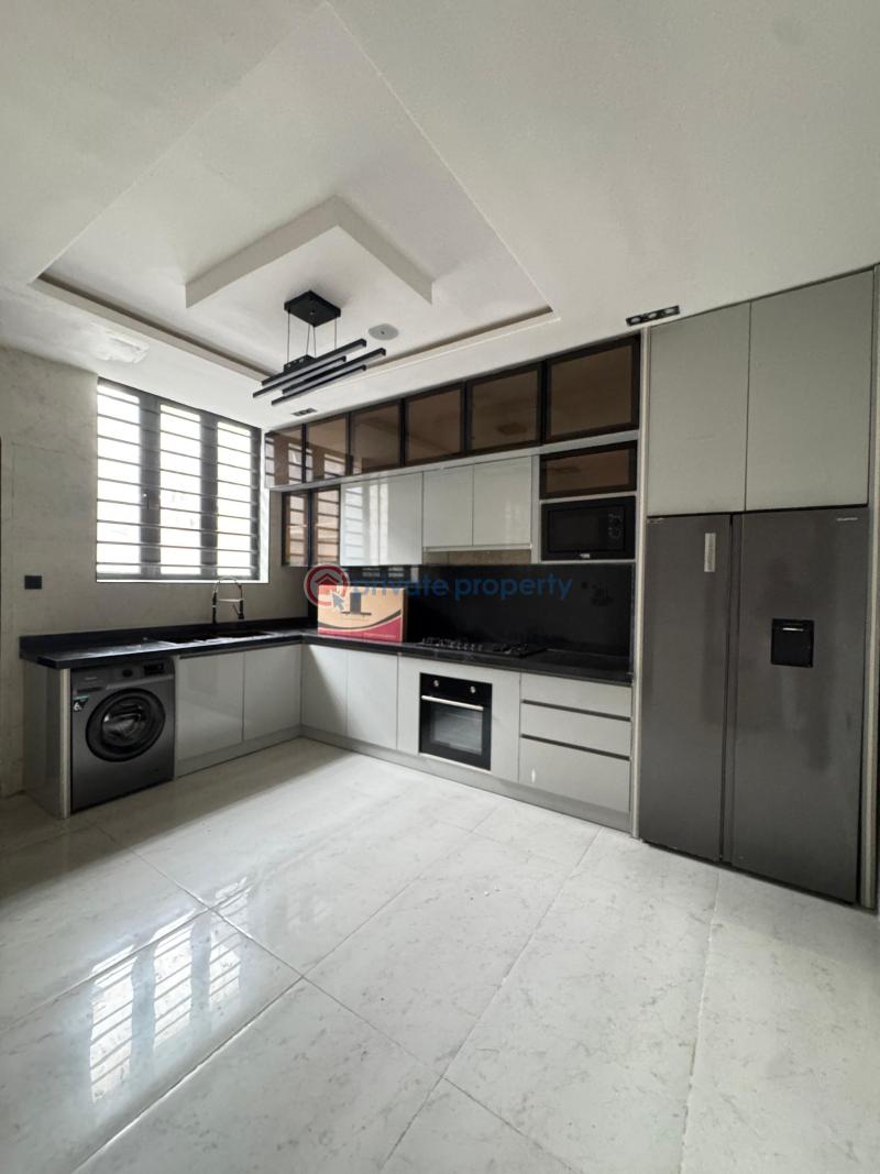 5 bedroom Detached Duplex For Sale Lekki Phase 1 Lagos - 12