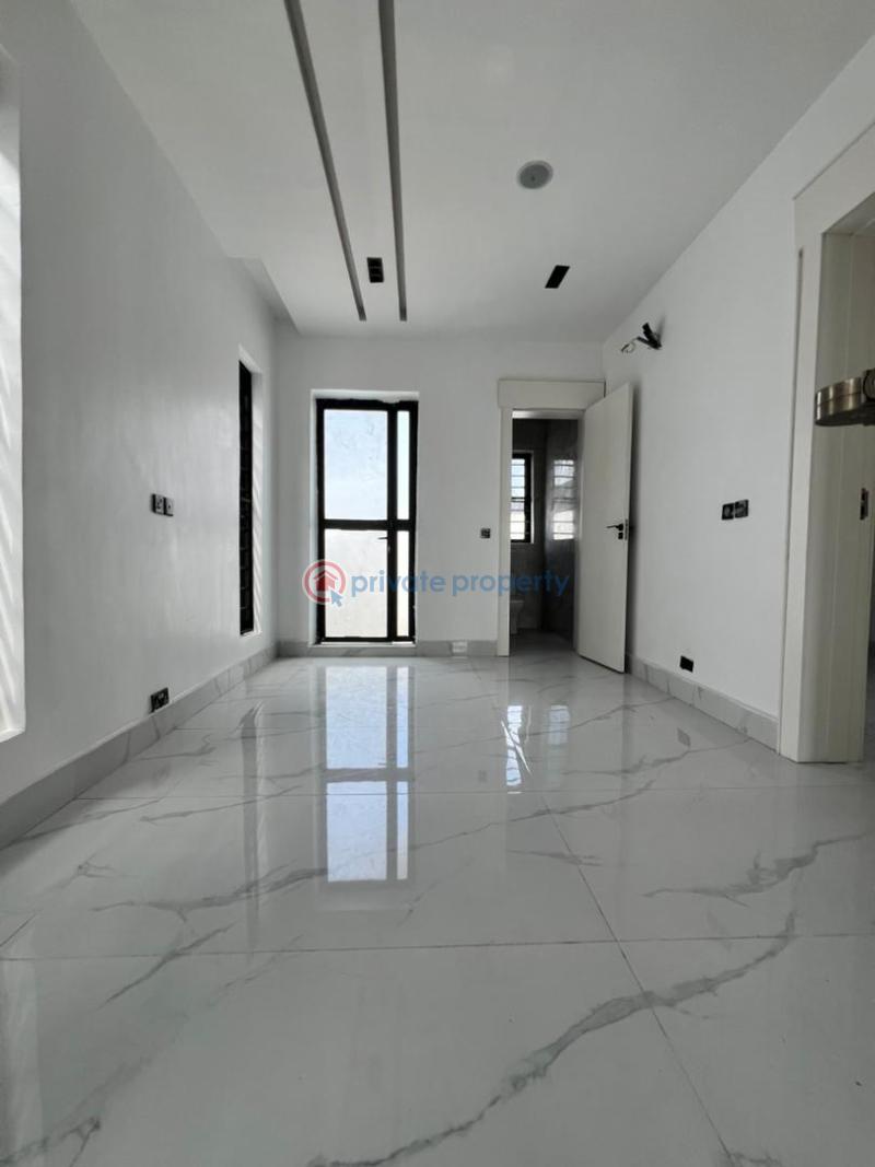5 bedroom Detached Duplex For Sale Chevron Drive Lekki Lagos - 1