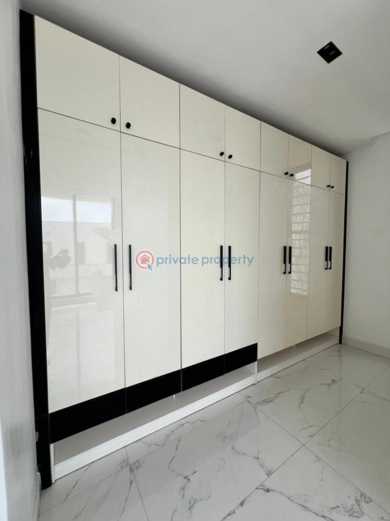 5 bedroom Detached Duplex For Sale Chevron Drive Lekki Lagos - 8