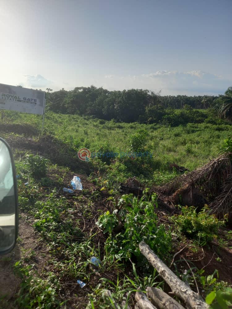 5 bedroom Duplex For Sale Osapa Lekki Lagos - 4