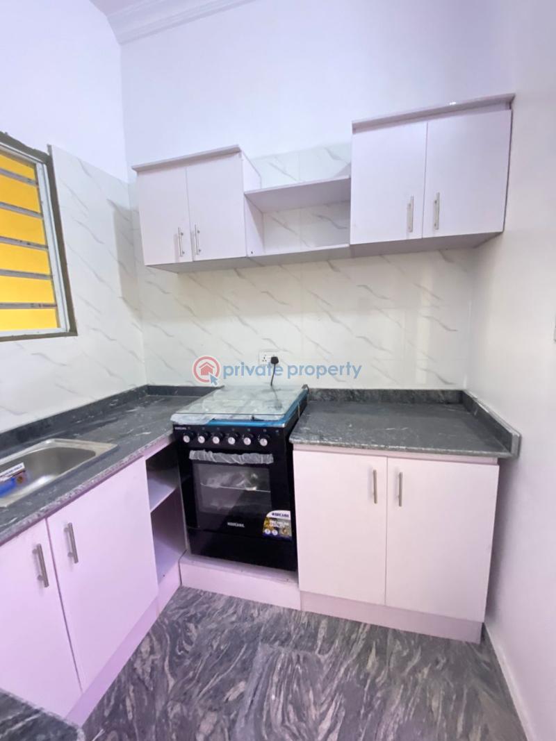 2 bedroom Flat & Apartment For Rent Lekki Phase 1 Lagos - 3