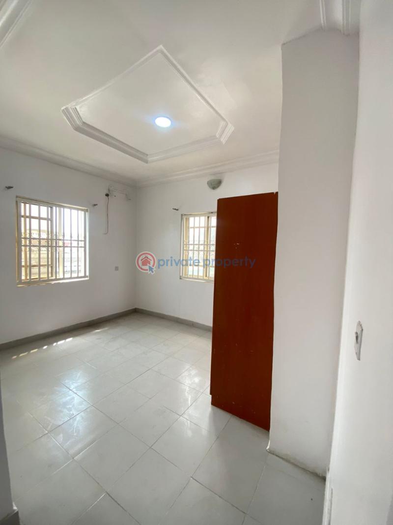 2 bedroom Flat & Apartment For Rent Lekki Phase 1 Lagos - 13