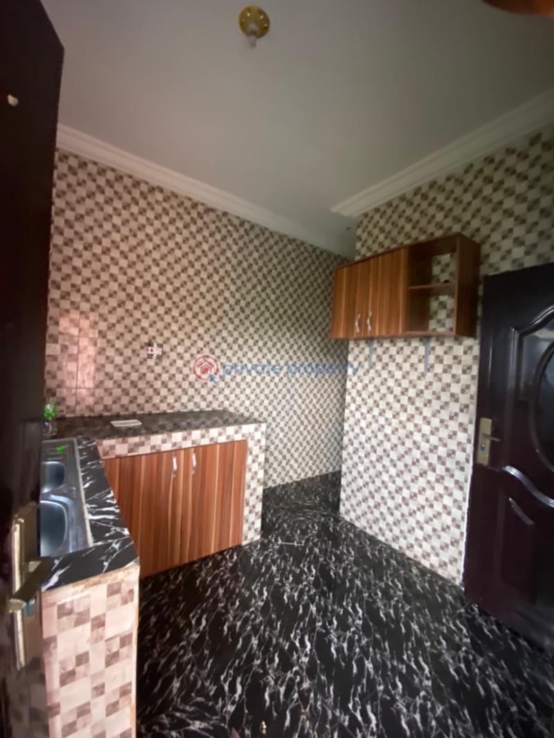 2 bedroom Block Of Flats For Rent Victory Estate Road 10, Off Rumuokwurusi Tank Flyover, Rumunduru Port Harcourt Port Harcourt Rivers - 5