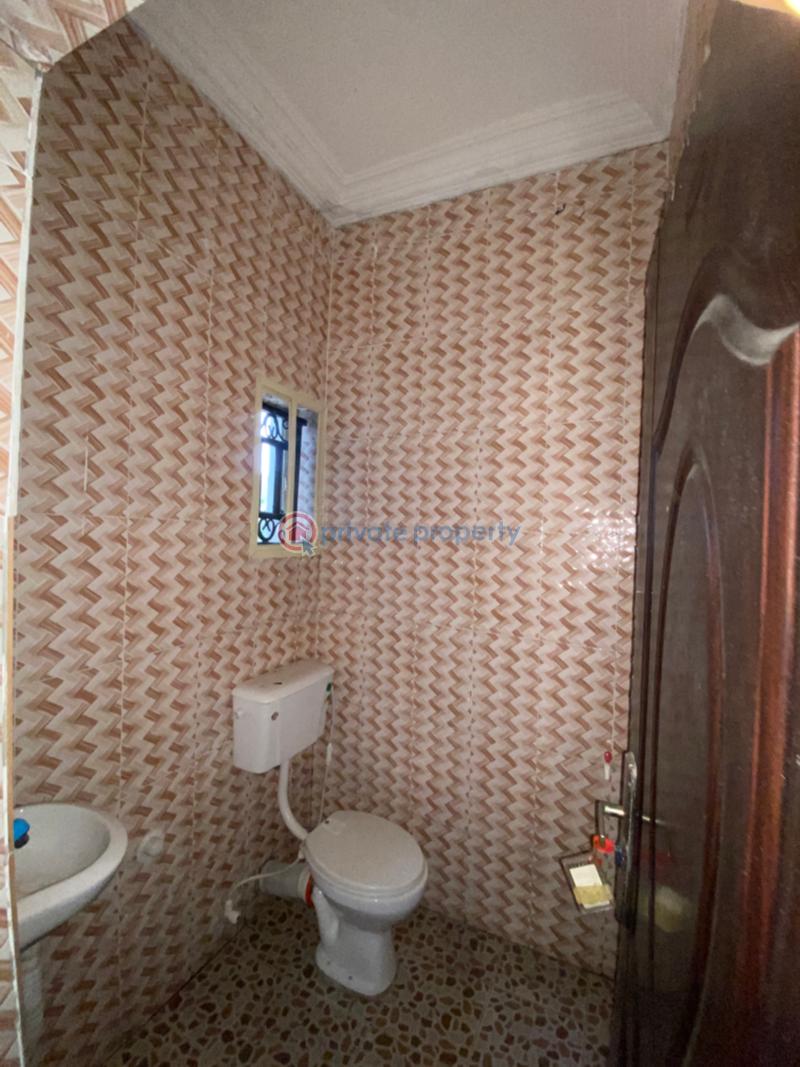 2 bedroom Block Of Flats For Rent Victory Estate Road 10, Off Rumuokwurusi Tank Flyover, Rumunduru Port Harcourt Port Harcourt Rivers - 7